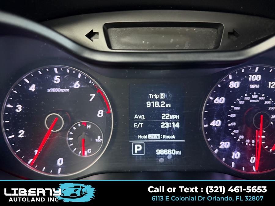 2016 Hyundai Veloster 3dr Cpe Auto Turbo photo