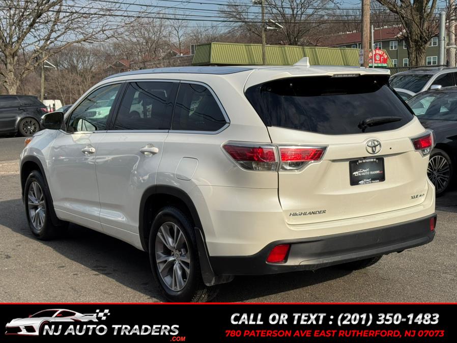 2014 Toyota Highlander XLE photo