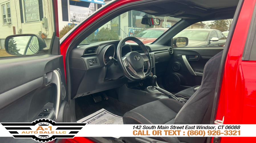 2013 Scion tC photo