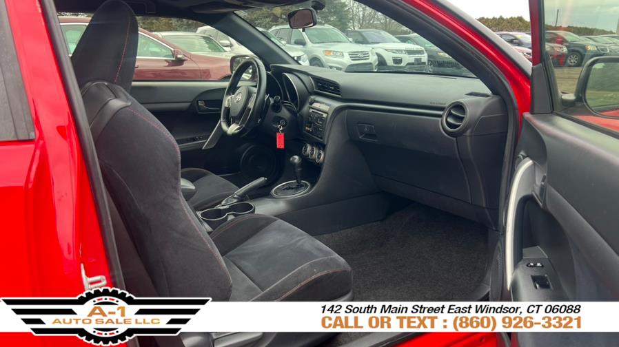 2013 Scion tC photo