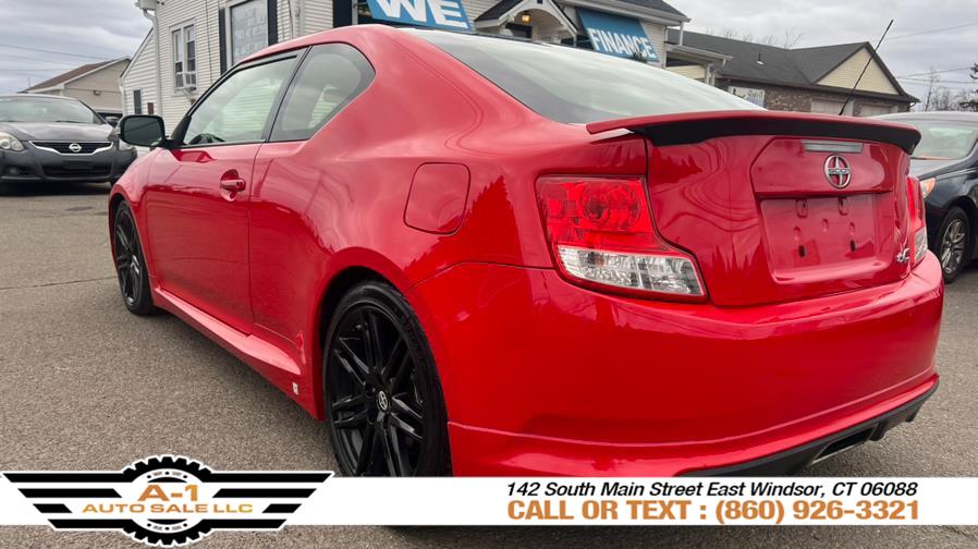 2013 Scion tC photo