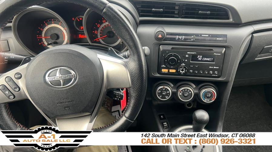 2013 Scion tC photo