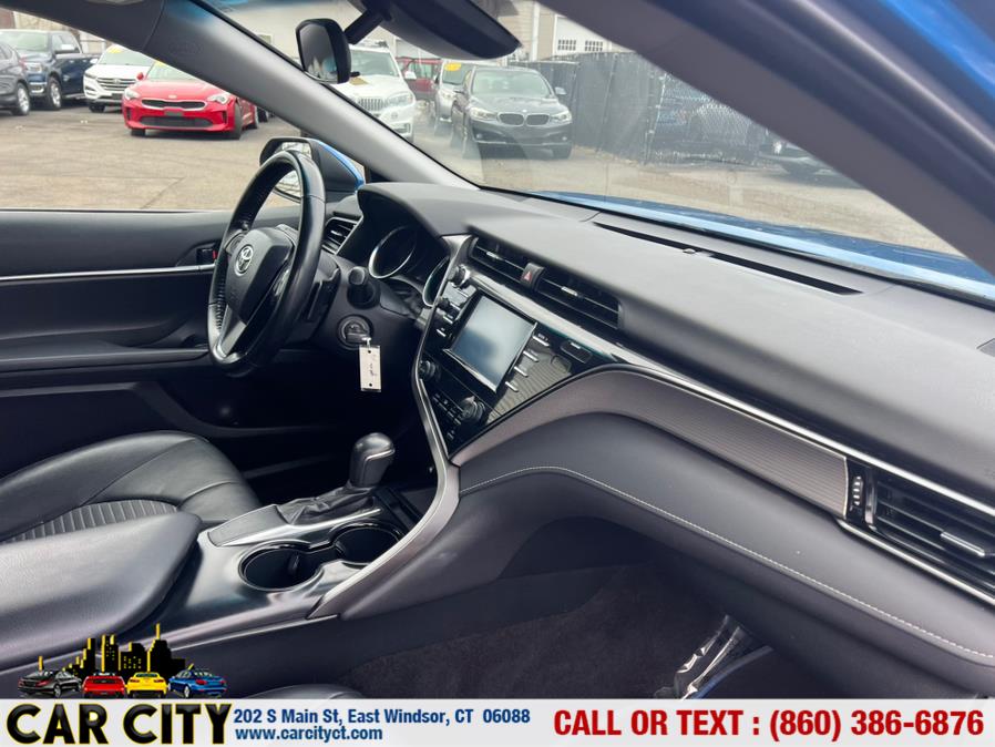 2019 Toyota Camry SE Auto (Natl) photo