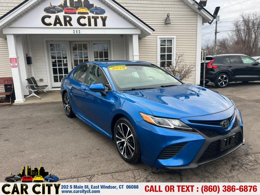 2019 Toyota Camry SE Auto (Natl) photo