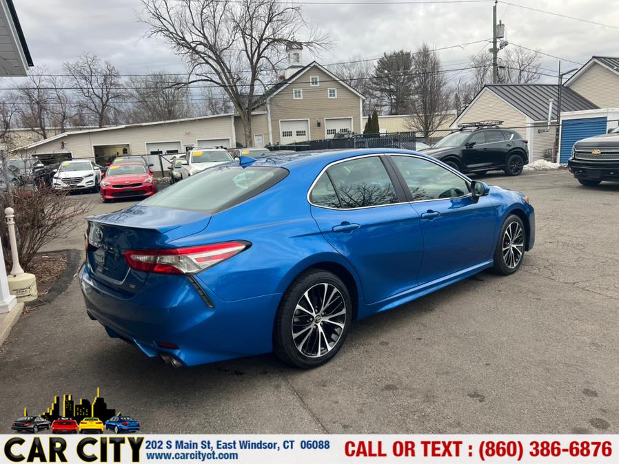 2019 Toyota Camry SE Auto (Natl) photo