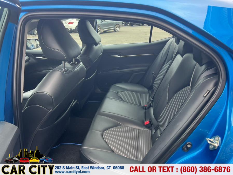 2019 Toyota Camry SE Auto (Natl) photo