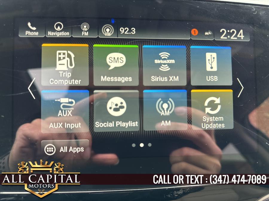2022 Honda Pilot Touring 8-Passenger AWD photo