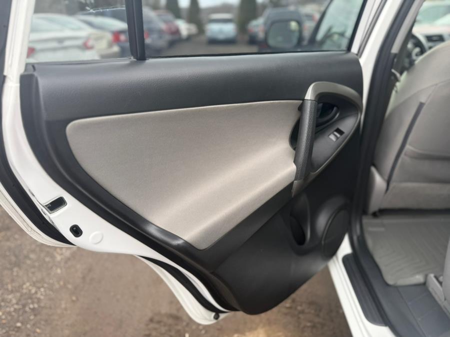 2010 Toyota RAV4 photo