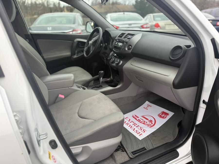 2010 Toyota RAV4 photo