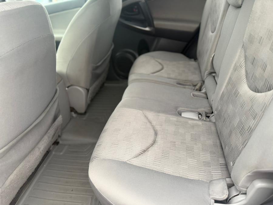 2010 Toyota RAV4 photo