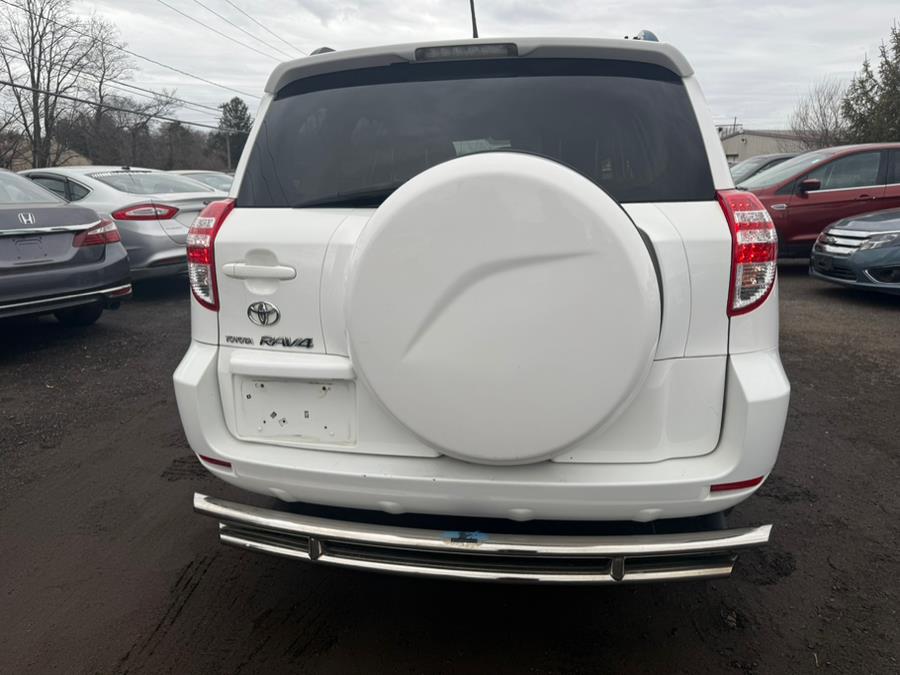 2010 Toyota RAV4 photo