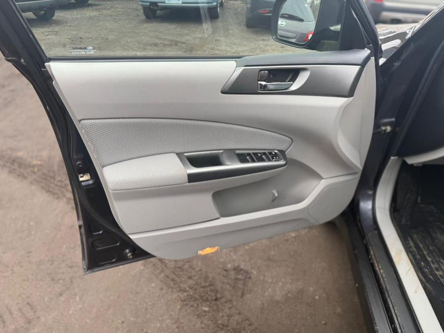 2011 Subaru Forester 2.5X Premium photo
