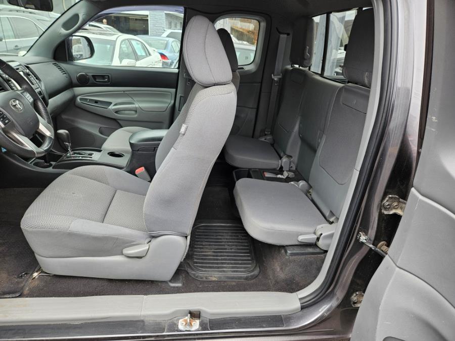 2013 Toyota Tacoma V6 photo
