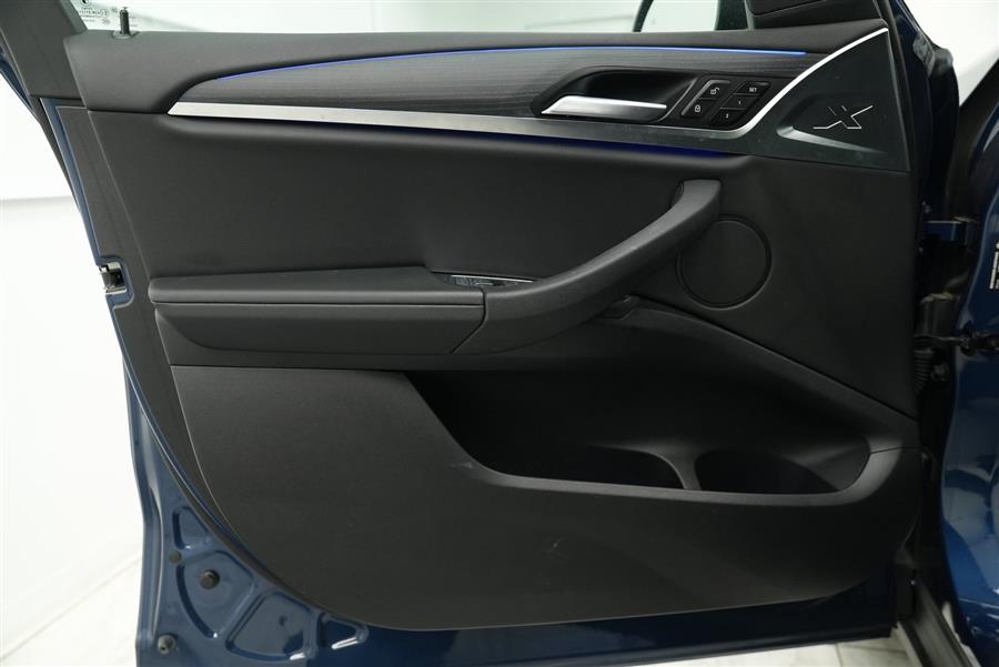 2022 BMW X3 xDrive30i photo