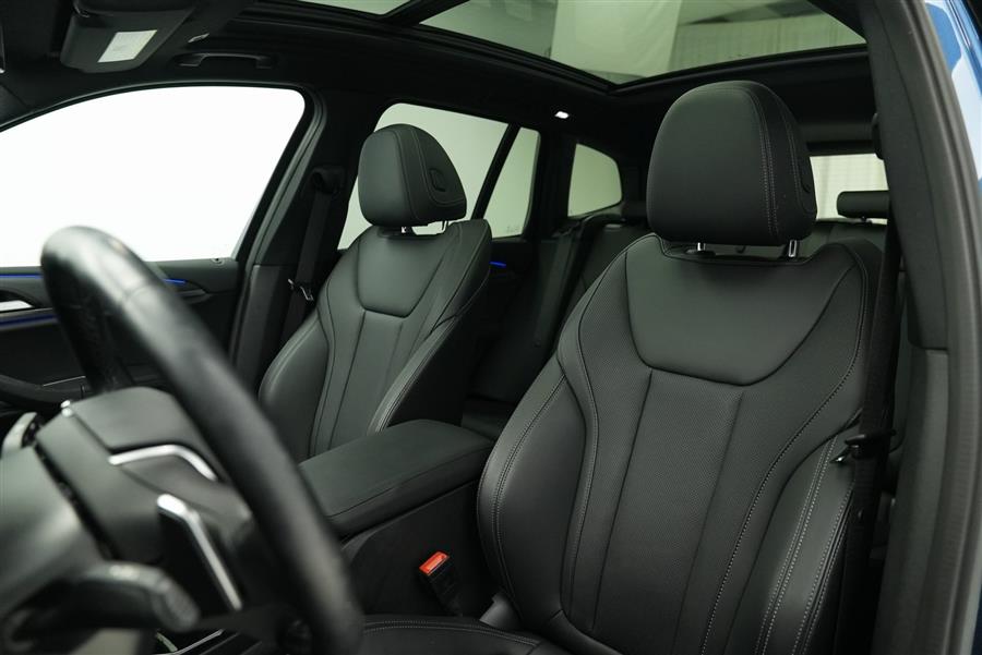 2022 BMW X3 xDrive30i photo
