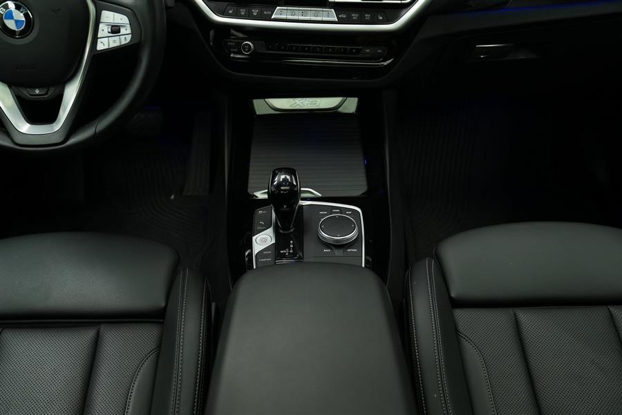 2022 BMW X3 xDrive30i photo
