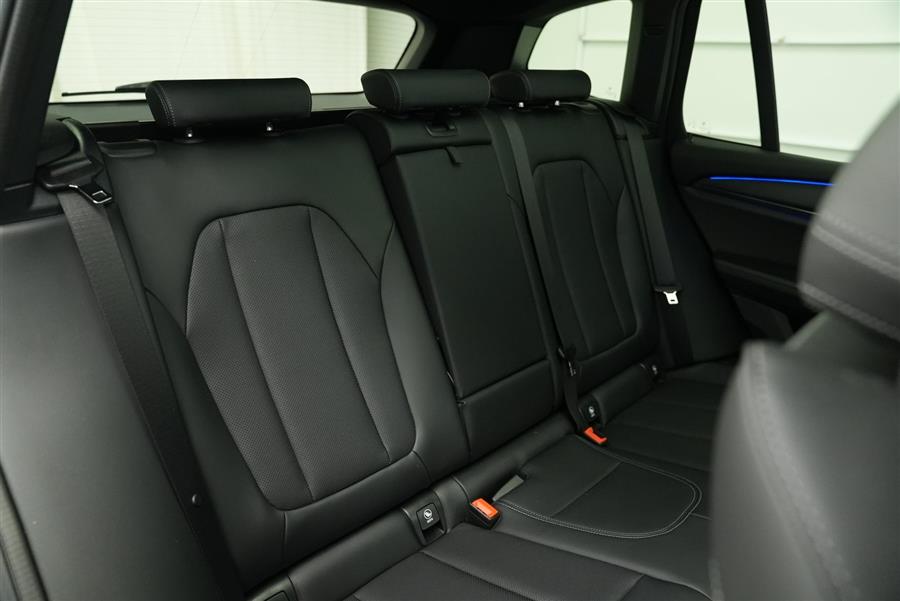 2022 BMW X3 xDrive30i photo