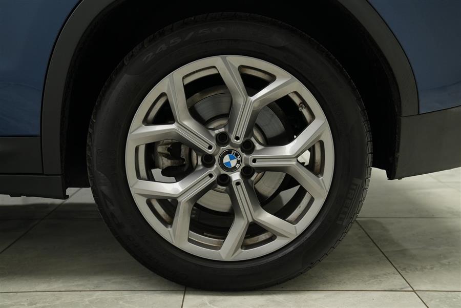 2022 BMW X3 xDrive30i photo