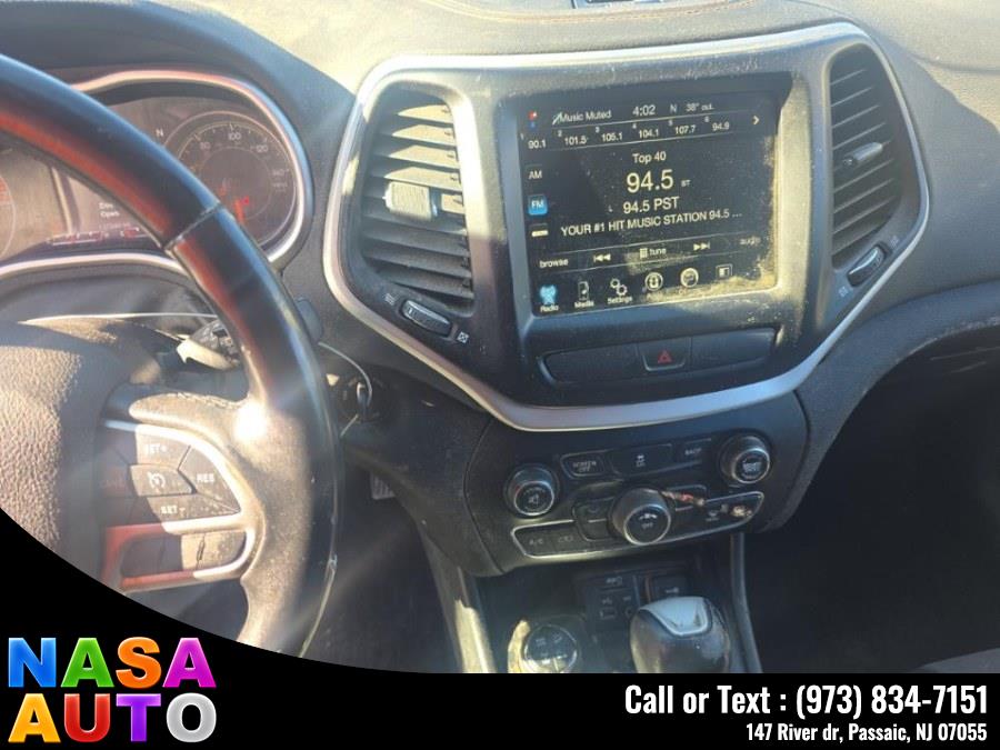 2017 Jeep Cherokee Trailhawk L Plus 4x4 photo