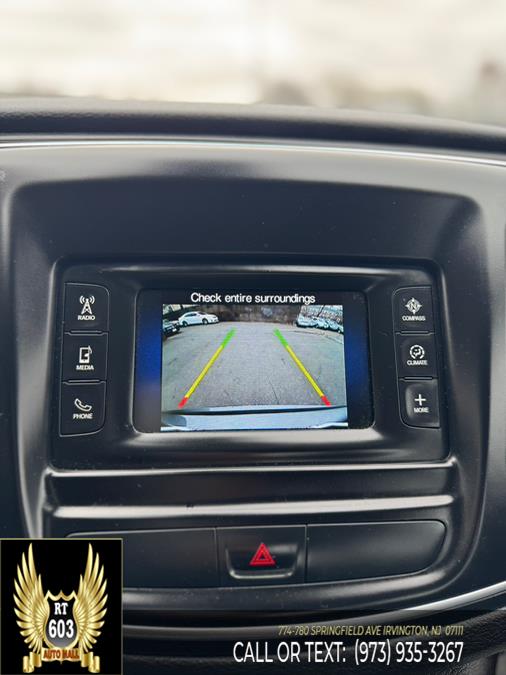 2016 Chrysler 200 4dr Sdn Limited FWD photo