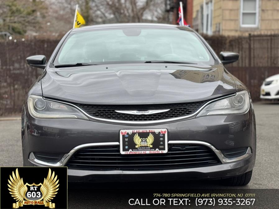 2016 Chrysler 200 4dr Sdn Limited FWD photo