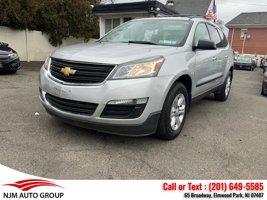 2016 Chevrolet Traverse AWD 4dr LS photo