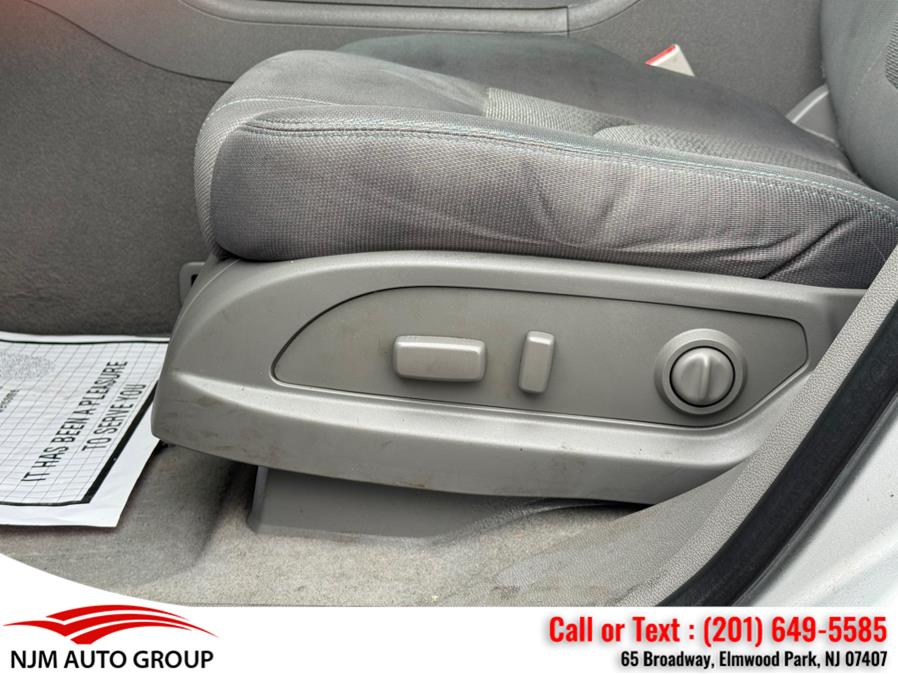 2016 Chevrolet Traverse AWD 4dr LS photo