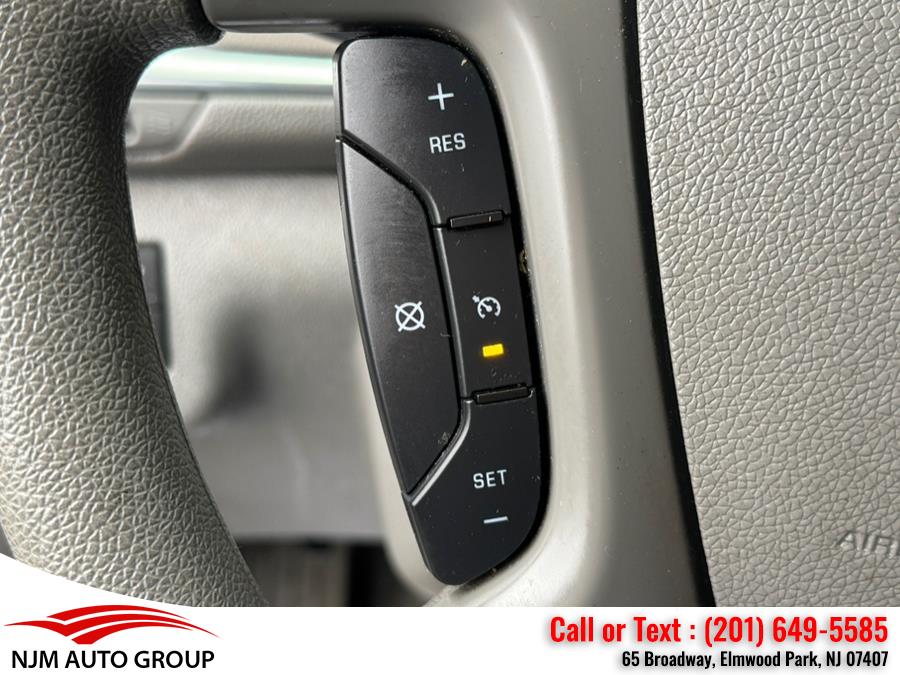 2016 Chevrolet Traverse AWD 4dr LS photo