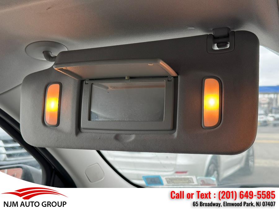 2016 Chevrolet Traverse AWD 4dr LS photo