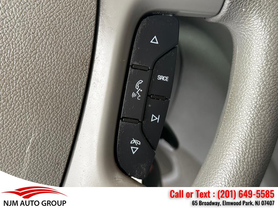 2016 Chevrolet Traverse AWD 4dr LS photo