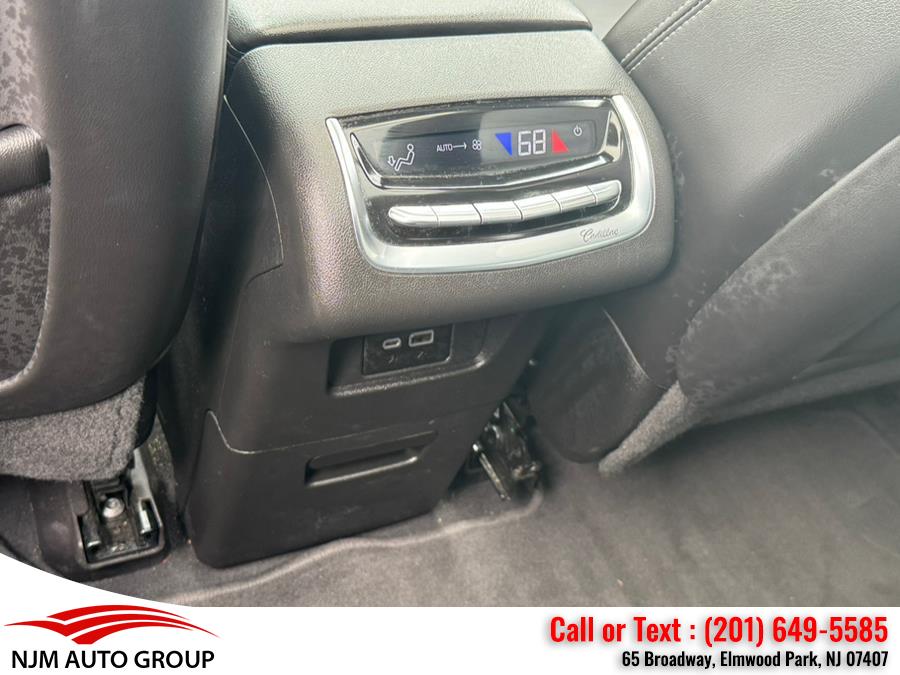 2022 Cadillac XT6 AWD 4dr Premium Luxury photo