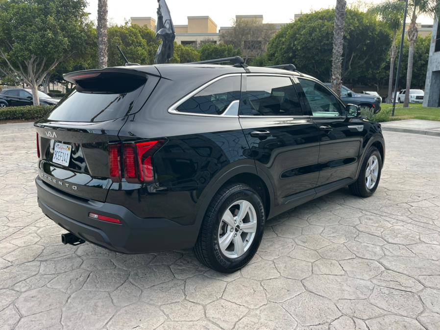 2022 Kia Sorento LX FWD photo