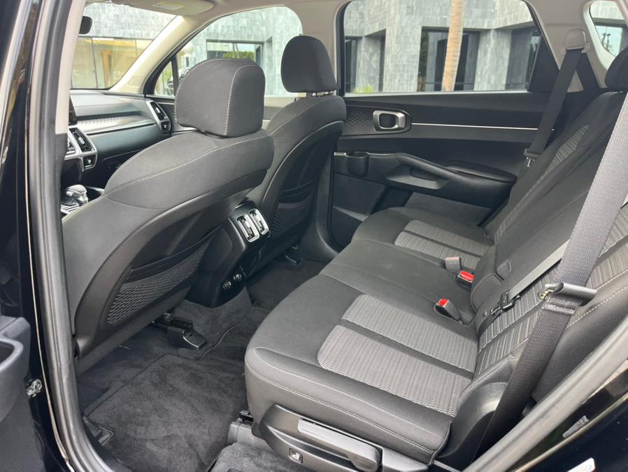 2022 Kia Sorento LX FWD photo