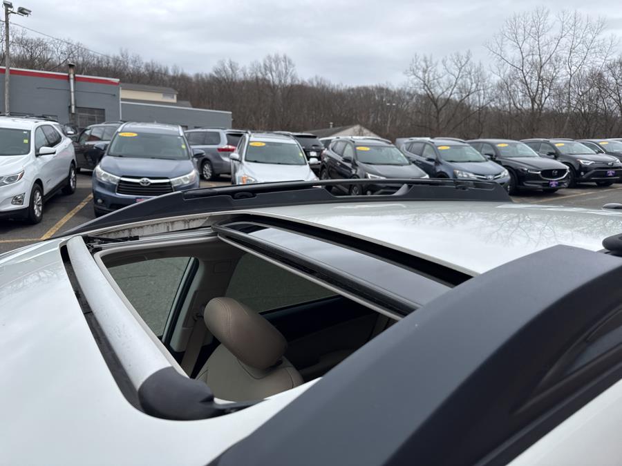 2015 Subaru Outback 4dr Wgn 2.5i Limited PZEV photo