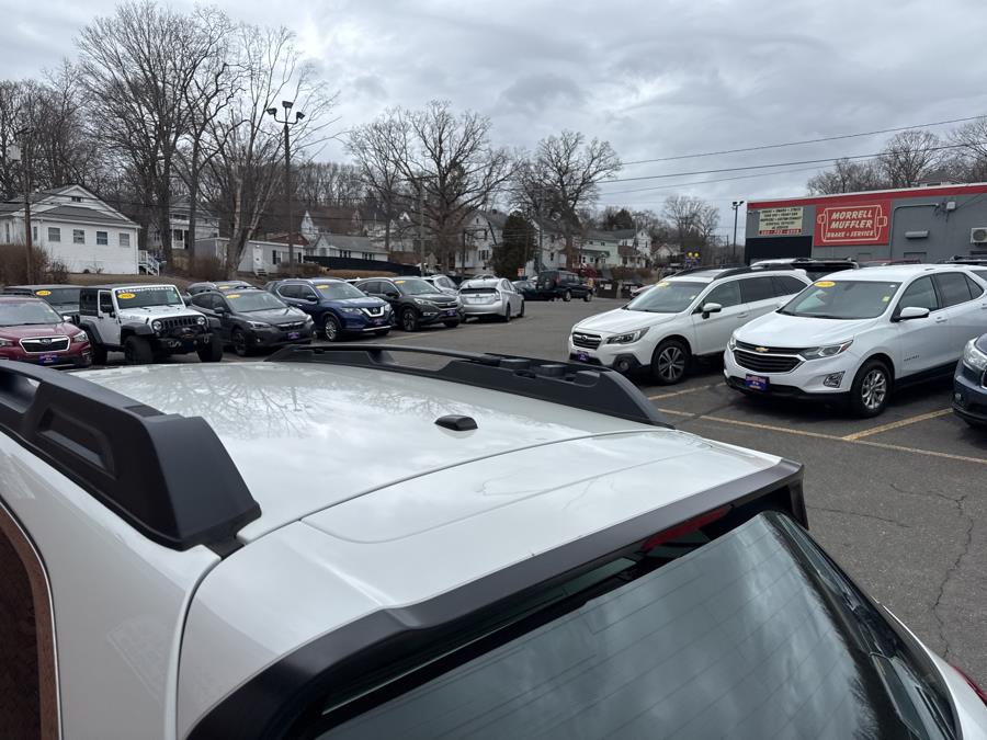 2015 Subaru Outback 4dr Wgn 2.5i Limited PZEV photo