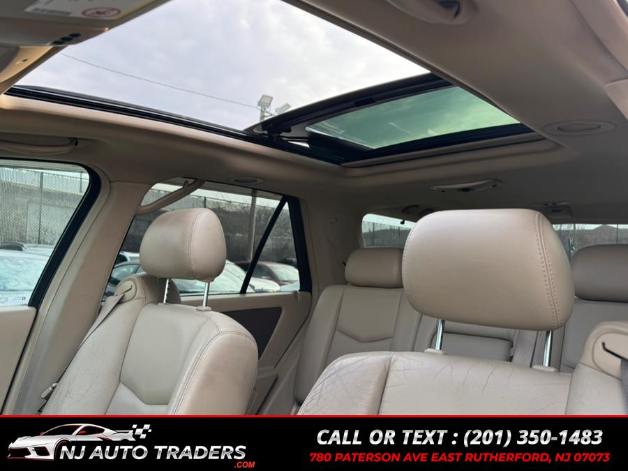 2006 Cadillac SRX photo