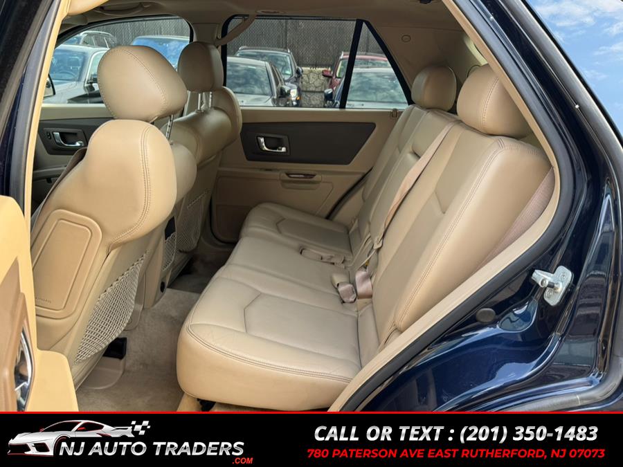 2006 Cadillac SRX photo