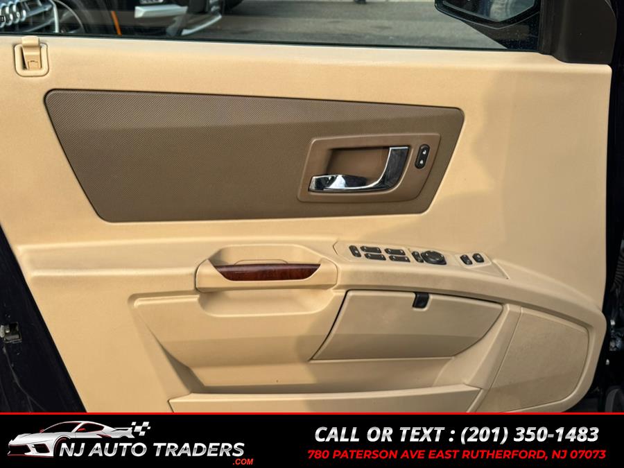 2006 Cadillac SRX photo