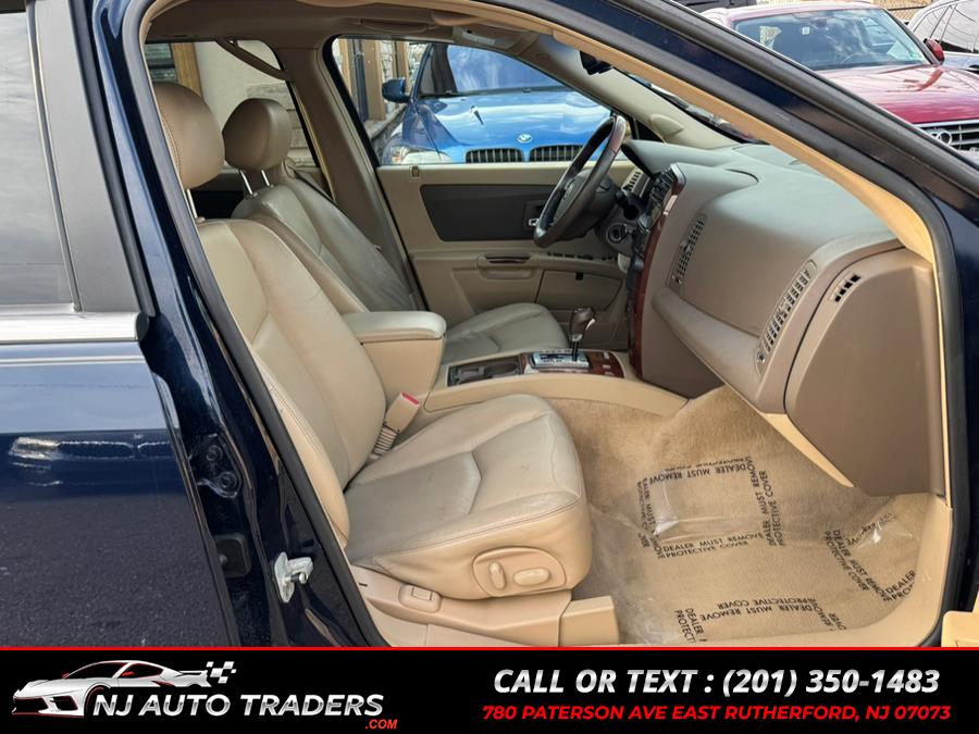 2006 Cadillac SRX photo