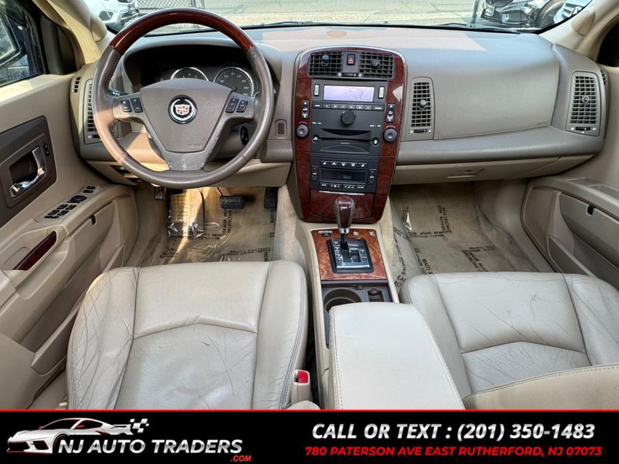 2006 Cadillac SRX photo