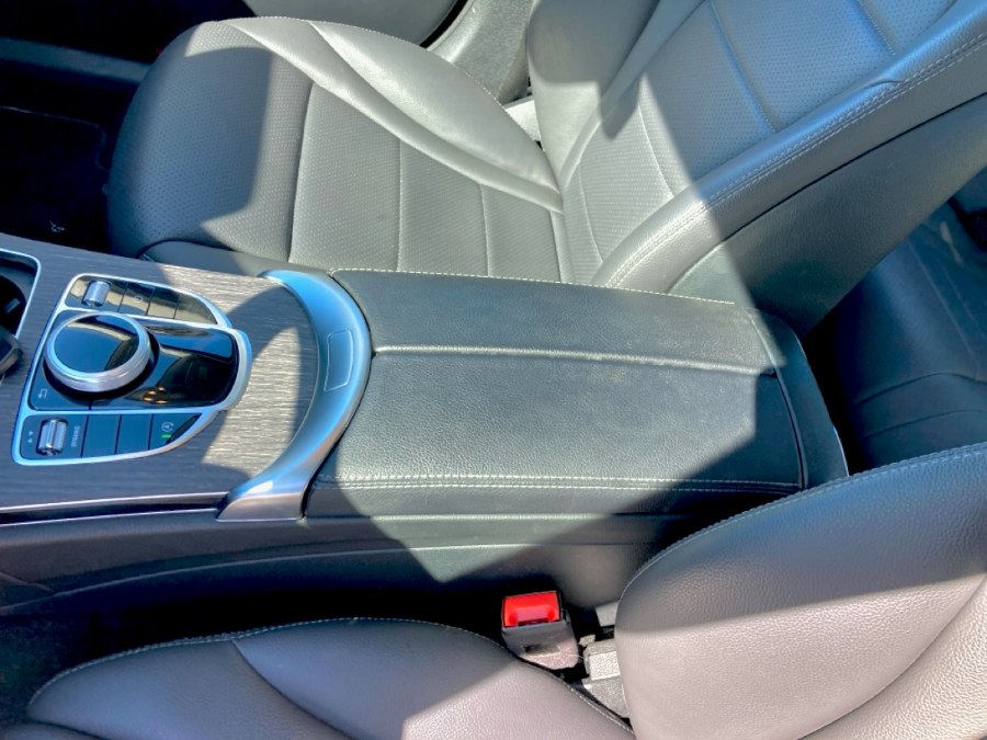 2019 Mercedes-Benz C-Class C 300 Sedan photo