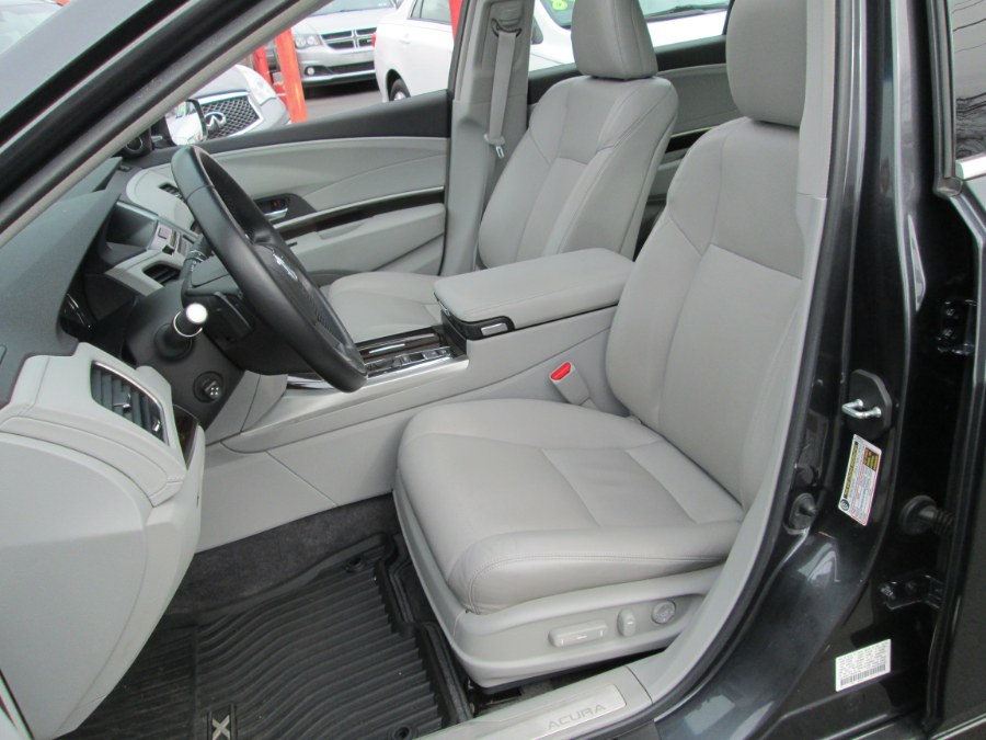 2015 Acura RLX 4dr Sdn Tech Pkg photo