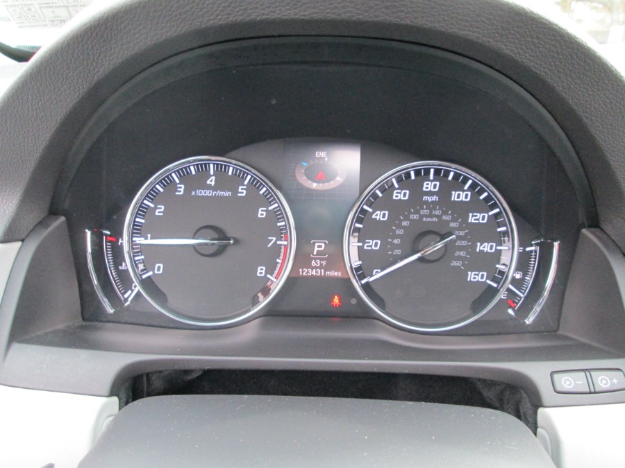 2015 Acura RLX 4dr Sdn Tech Pkg photo