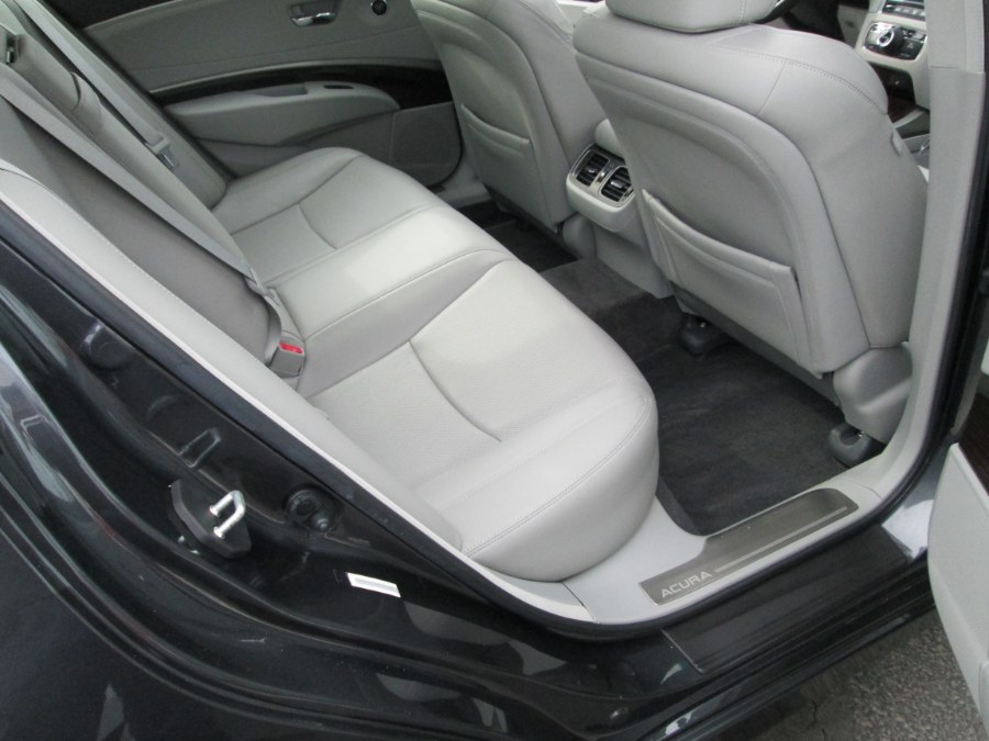 2015 Acura RLX 4dr Sdn Tech Pkg photo