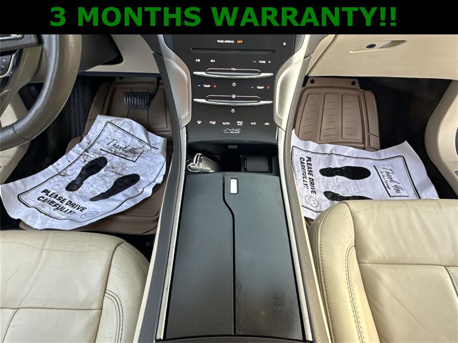 2013 Lincoln MKZ photo