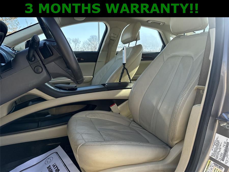 2015 Lincoln MKZ photo