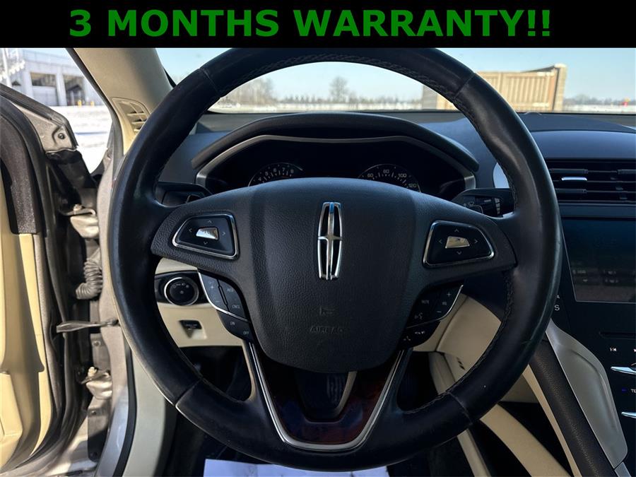 2015 Lincoln MKZ photo