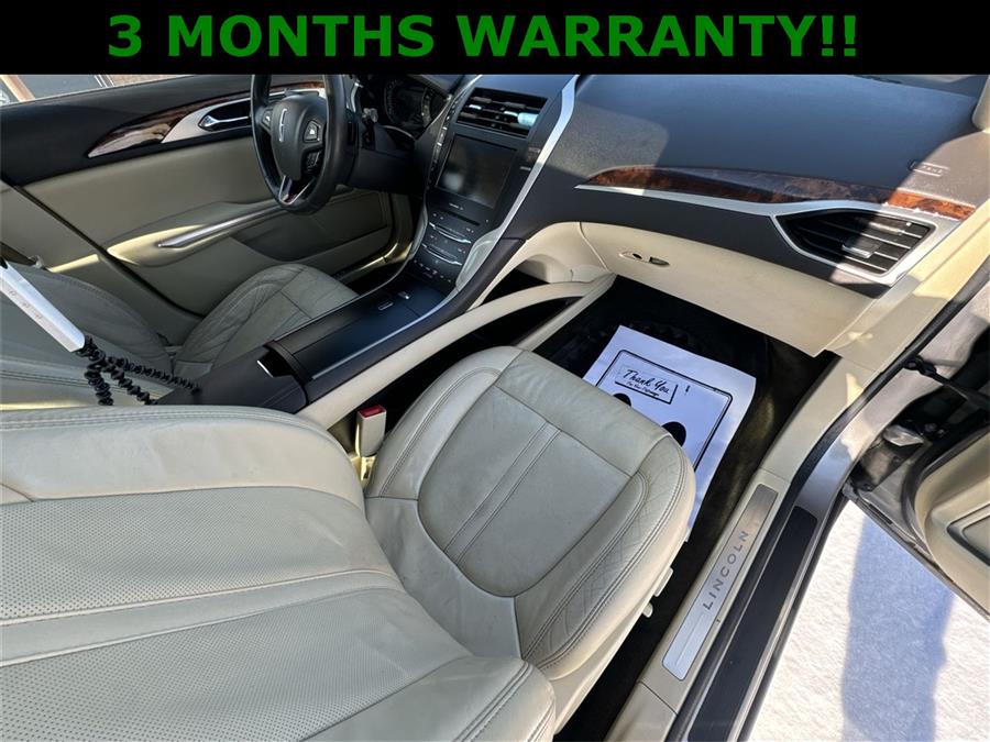 2015 Lincoln MKZ photo