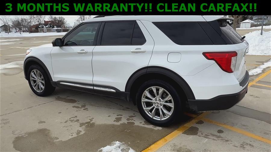 2020 Ford Explorer XLT photo