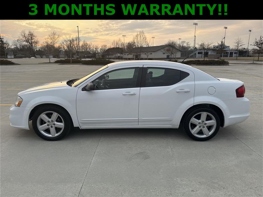 2013 Dodge Avenger SE photo